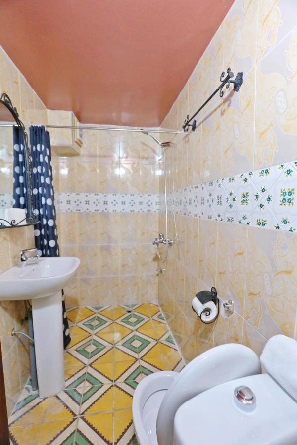 Aymane Rooftop Budget Panoramic Hotel Chefchaouen Exteriör bild
